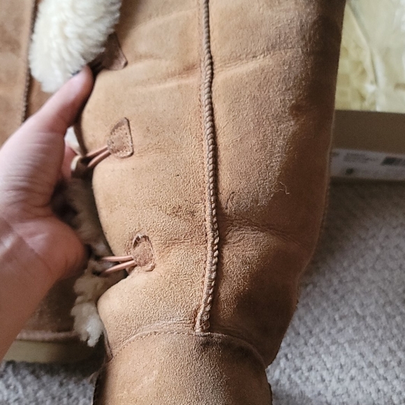 Ugg Bailey button - Picture 2 of 7